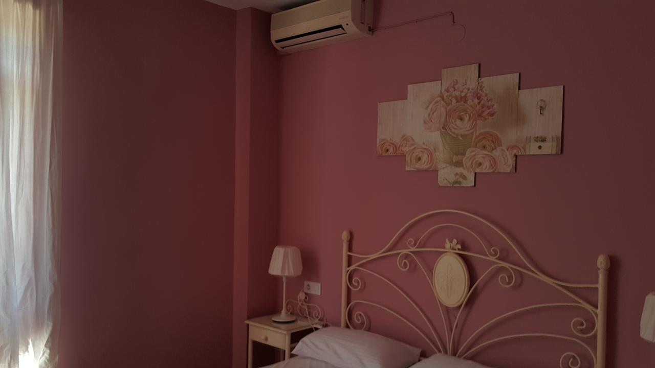 Hospederia Rural Las Buganvillas El Rocio Ngoại thất bức ảnh